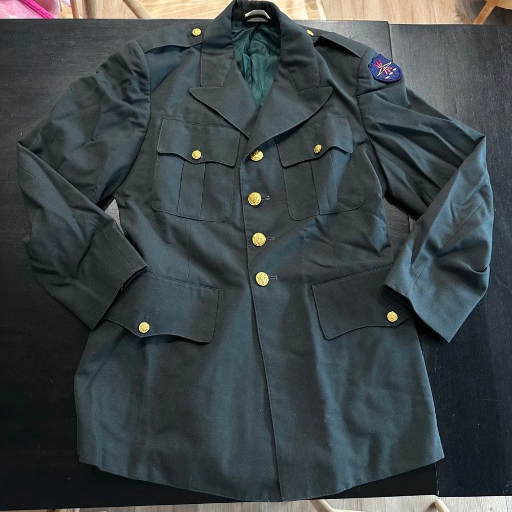 US Army Green Service Uniform Dress Coat Jacket AG-489 40R Gold Eagle Buttons